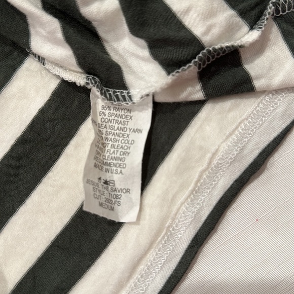 Reborn J Cardigan - Picture 4 of 5